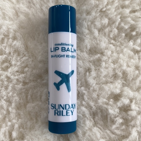 ❤️ Away Travel x United Global Travel Kit New - Picture 2 of 5